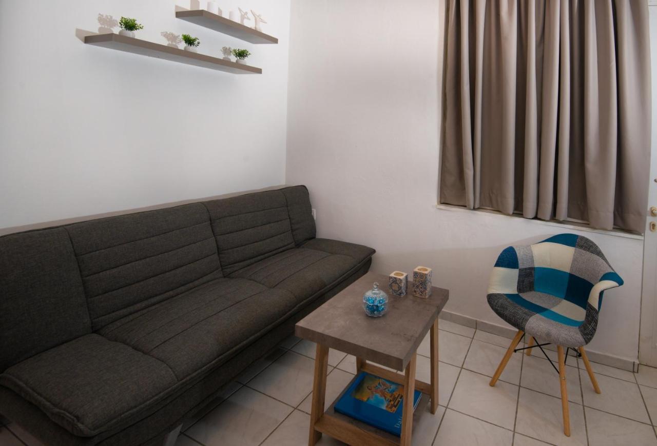 Salty Alley Seaside Apartment Rethymno Esterno foto