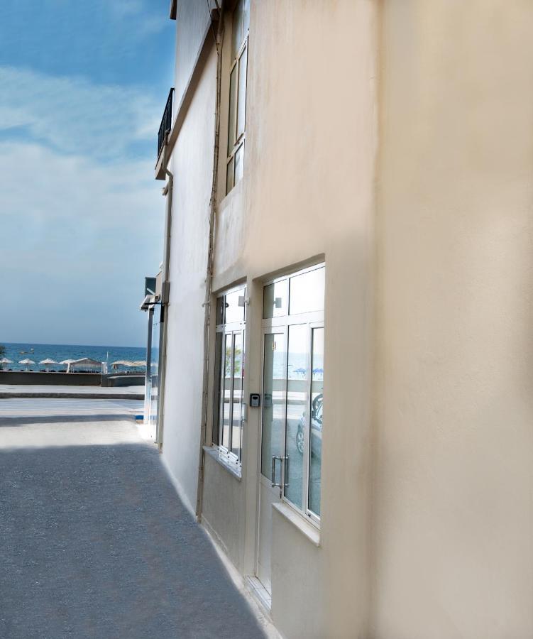 Salty Alley Seaside Apartment Rethymno Esterno foto