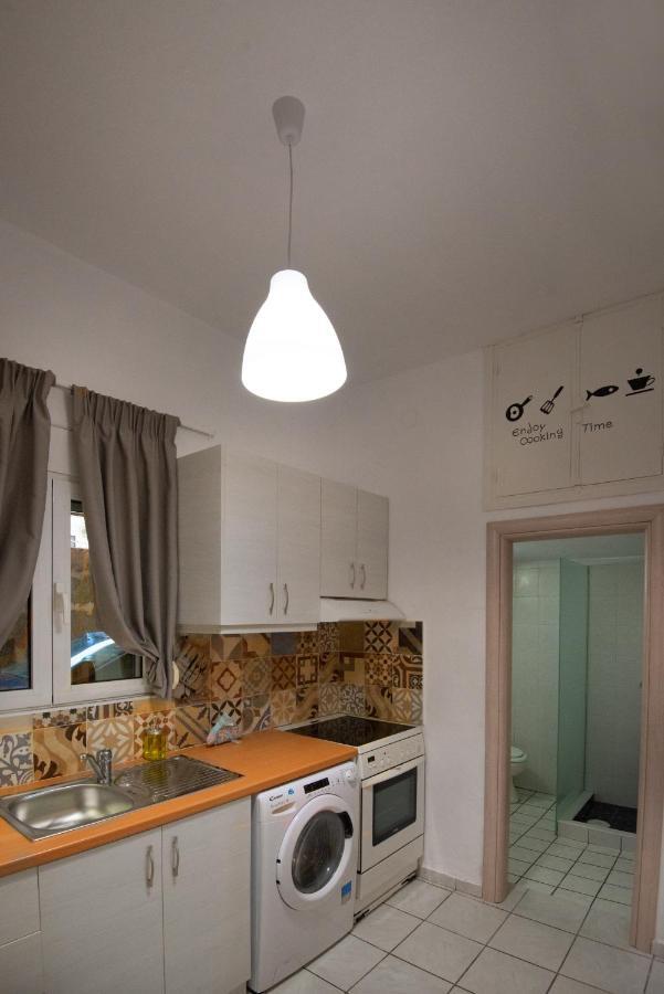 Salty Alley Seaside Apartment Rethymno Esterno foto